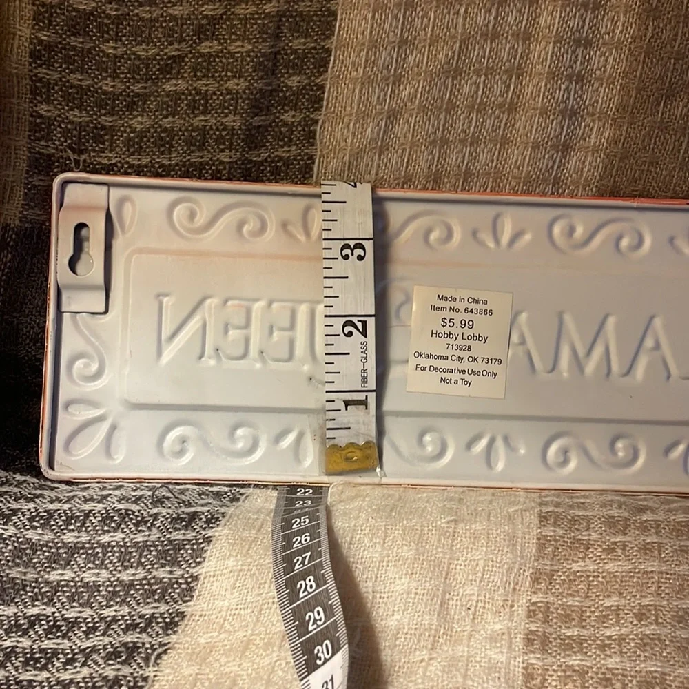Drama queen Sign & 2 butterflies with hook hangers-new with tags